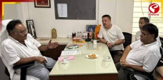 এক টেবিলে রোশন-শমীক! ২৬-এর আগে পাহাড়ে নয়া জোট? শুরু জল্পনা