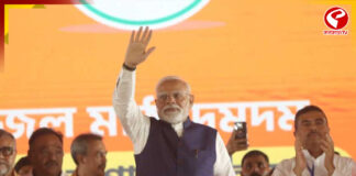 বাংলার মুখ অমিল, ভোটে পদ্মের ভরসা মোদি