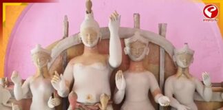 ৩৫০ বছরের প্রাচীন, বাঁকুড়ার এই পুজোয় জড়িয়ে মনসামঙ্গলের স্মৃতি!