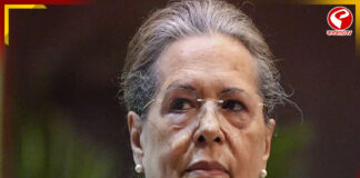 নাগরিকত্ব পাওয়ার আগেই ভোটার সোনিয়া গান্ধী: অভিযোগ কোর্টে