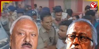 টেট পাশ প্রার্থীদের বিক্ষোভ, বারাসাতে আটকে সৌগত রায়, নির্মল ঘোষ!