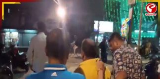 মহিলার অশ্লীল ছবি তোলার অভিযোগ! অভিযুক্তকে গনপিটুনি মহিলাদের