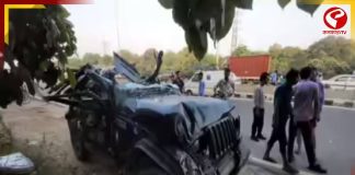 মর্মান্তিক! নিয়ন্ত্রণ হারিয়ে ডিভাইডারে ধাক্কা, মৃত ৫