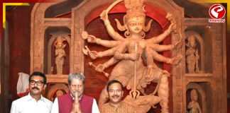 সপ্তমীর সন্ধ্যায় সুরুচি সংঘের পুজোয় কপিল দেব