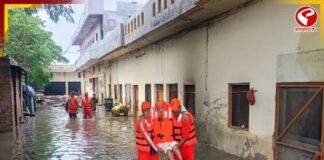 বন্যা বিপর্যস্ত পঞ্জাবে ৩০ জনের মৃত্যু, ক্ষতিগ্রস্ত ৩ লক্ষের বেশি মানুষ