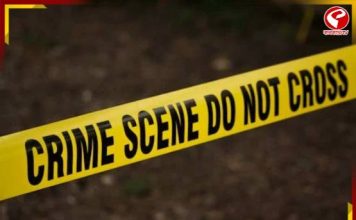 দেওয়ালে রক্ত দিয়ে লেখা ‘আমি পাগল’, ‘আমার স্বামী নির্দোষ’