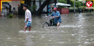 জমা জল সরাতে যুদ্ধকালীন তৎপরতায় কাজ করছে কলকাতা পুরসভা