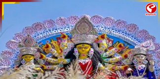 ‘আরাধনা’য় সেজে উঠেছে কাকদ্বীপের পুজো মণ্ডপ