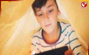 শিশুদের মোবাইল আসক্তি রুখতে কী করবেন বাবা-মা? বিশেষজ্ঞরা জানালেন টিপস