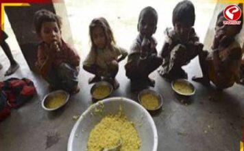 স্কুলছুট কমাতে স্কুলগুলিতে জলখাবারের প্রস্তাব, টাকার হিসেব কষছে কেন্দ্র