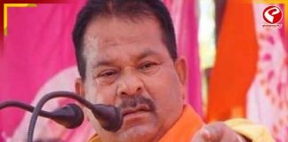 মুসলিম মেয়েদের হিন্দু করতে পারলেই চাকরি ! বিজেপির নেতার মন্তব্যে নিন্দার ঝড়