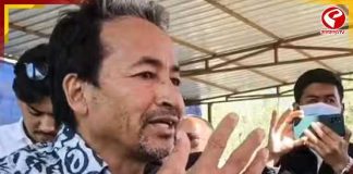 স্ত্রীকে কেন নোটিস দেওয়া হয়নি? সোসোনম ওয়াংচুককে আটকের ঘটনায় ‘সুপ্রিম’ প্রশ্নের মুখে কেন্দ্র