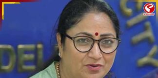 যমুনার তীরে ছটপুজোর নিষেধাজ্ঞা প্রত্যাহার, বড় ঘোষণা দিল্লির মুখ্যমন্ত্রীর