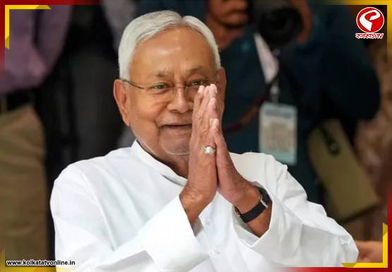 Breaking Jacket 555x385 - 2025-11-01T135729.020