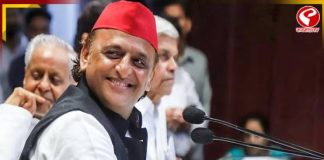 নীতীশ কুমারকে ‘নির্বাচনী বর’ বলে কটাক্ষ অখিলেশের