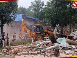 অসমে উচ্ছেদ অভিযানে সাড়ে পাঁচশোর বেশি বাড়ি গুঁড়িয়ে দেওয়া হল