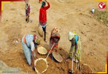 আদালতের নির্দেশ সত্ত্বেও ১০০ দিনের কাজ বন্ধ রাখার নয়া ‘কৌশল’ কেন্দ্রের