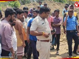 আসানসোলের অবৈধ কয়লা খাদানে বিক্ষোভের মুখে মাফিয়ারা! কী পরিস্থিতি দেখুন