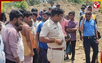 আসানসোলের অবৈধ কয়লা খাদানে বিক্ষোভের মুখে মাফিয়ারা! কী পরিস্থিতি দেখুন