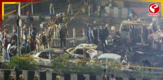 দিল্লিতে আজ কিছু হচ্ছে? ভাইরাল রেডিট পোস্টে দিল্লি ঘটনার আঁচ!