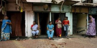 এসআইআর আবহে সোনাগাছির যৌনকর্মীদের জন্য বিশেষ ব্যবস্থা কমিশনের