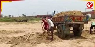 ফের বোলপুরে অবৈধ বালি পাচার