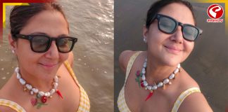 ছুঁতমার্গ উড়িয়ে সমুদ্র সৈকতে বিকিনিতে স্বস্তিকার