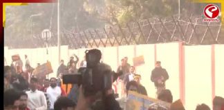 দিল্লিতে বাংলাদেশ হাইকমিশনের সামনে বিক্ষোভে উত্তাল বিশ্ব হিন্দু পরিষদ