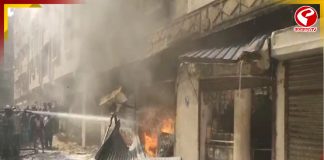 আনন্দপুরের গুলশান কলোনিতে ভয়াবহ আগুন