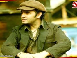 আচমকা গান গাইতে গিয়ে স্টেজে পড়ে গেলেন মোহিত চৌহান! ভাইরাল ভিডিও