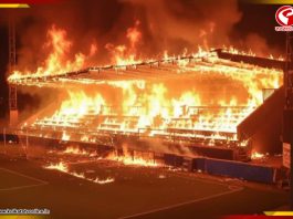 প্রিয় ক্লাবের অবনমন! ক্ষুব্ধ হয়ে স্টেডিয়ামে আগুন ধরাল সমর্থকরা