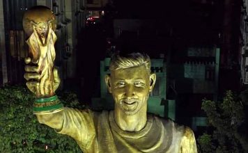 লেকটাউনে মেসি ও মারাদোনার মূর্তি বসানো নিয়ে জনস্বার্থ মামলা দায়ের হাইকোর্টে