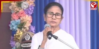 ‘দিল্লি বাংলার বিরুদ্ধে চক্রান্ত করে যাচ্ছে’ মোদি সরকারকে তোপ মমতার