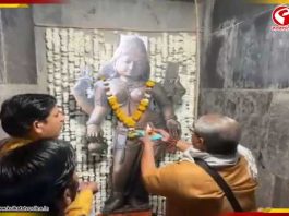 ধার-এর ভোজশালায় সরস্বতী পুজো শুরু, সুপ্রিম কোর্টের নজরে শান্তি বজায় রাখতে কড়া নিরাপত্তা