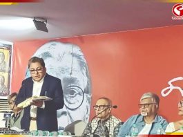 আলাপন বন্দ্যোপাধ্যায়ের বই ‘বাঙালি মন’, ‘এত সুন্দর বিশ্লেষণ’ আবেগে ভাসলেন শীর্ষেন্দু মুখোপাধ্যায়