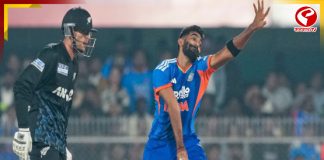 বিশাখাপত্তনম-এ ভারতকে ২১৬ রানের টার্গেট নিউজিল্যান্ডের!