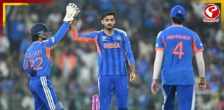 গর্জনই সার! ফের বিশ্বকাপে পাকিস্তান-বধ করল ভারত