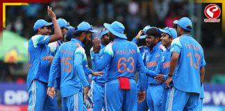 বৈভব-অভিজ্ঞানেরাই বিশ্বসেরা! ইংরেজদের নিধন করে বিশ্বকাপ চ্যাম্পিয়ন ভারত