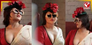 লালপেড়ে সাদা শাড়িতে ঝড় তুললেন স্বস্তিকা