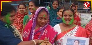 āϞāĻā§āώā§āĻŽā§ āĻāĻžāĻŖā§āĻĄāĻžāϰā§āϰ āĻāĻžāϤāĻž āĻŦāĻžāĻĄāĻŧāϤā§āĻ āĻĒāĻāĻžāĻļāĻĒā§āϰ⧠āĻāϞā§āϞāĻžāϏ!