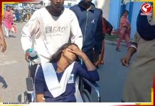 মাধ্যমিক দিয়ে ফেরার পথে ভয়াবহ দুর্ঘটনা