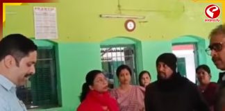 রাত পোহালেই মাধ্যমিক, জলপাইগুড়িতে পরীক্ষাকেন্দ্র পরিদর্শনে মহকুমা শাসক