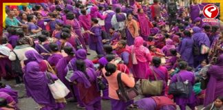 কেন্দ্রীয় বাজেট আশাহত করেছে, রাজ্য বাজেটের দিকে তাকিয়ে আশাকর্মীরা