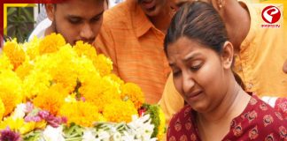 সরকারি চাকরি কি পাব? পহেলগামকাণ্ডে নিহতের কন্যার প্রশ্ন মহারাষ্ট্র সরকারের কাছে