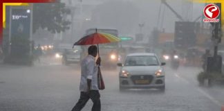 সপ্তাহজুড়ে ভারী বৃষ্টির পূর্বাভাস! ঘুর্ণাবর্তের জেরে ভাসবে কোন কোন জেলা? দেখুন