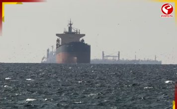 হরমুজ পেরিয়ে ভারতের পথে আরও ২ জাহাজ! দিল্লিকে কত ফি গুনতে হল?