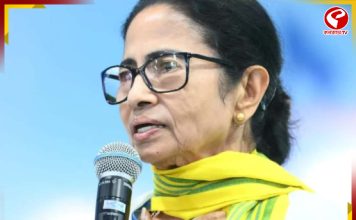 মমতার প্রচার বন্ধের দাবি নিয়ে কমিশনে বিজেপি