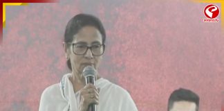 সাহস থাকা ভাল, দুঃসাহস ভাল নয়, মে মাসের পর চেয়ার থাকবে তো? জ্ঞানেশকে নিশানা মমতার