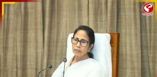 গ্যাসের দাম ও সংকটের প্রতিবাদে পথে মমতা