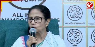 ‘টুঁটি’ চিপে ধরবেন বিজেপির? বিস্ফোরক মমতা
